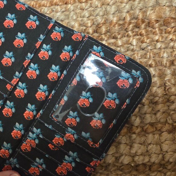 Wristlet wallet and phone holder - Picture 2 of 7